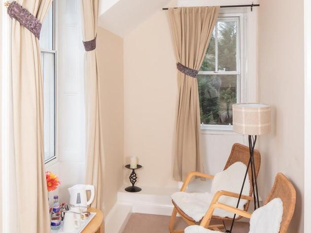 The Gordon Arms Hotel West Linton ภายนอก รูปภาพ